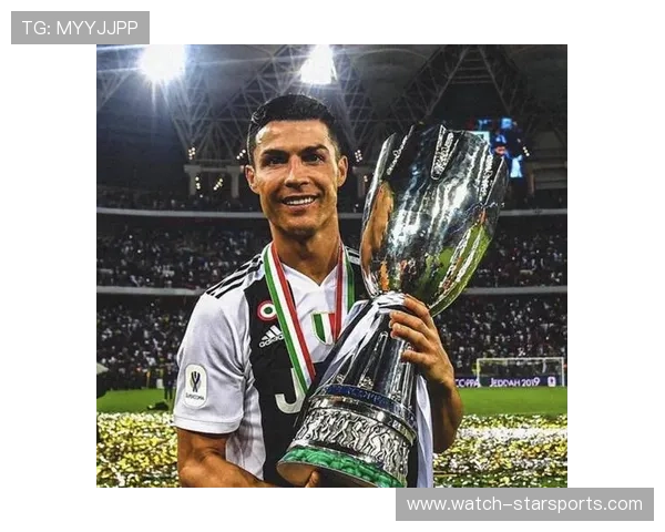 C罗助力球队逆转胜利 引发球迷热议新赛季展望