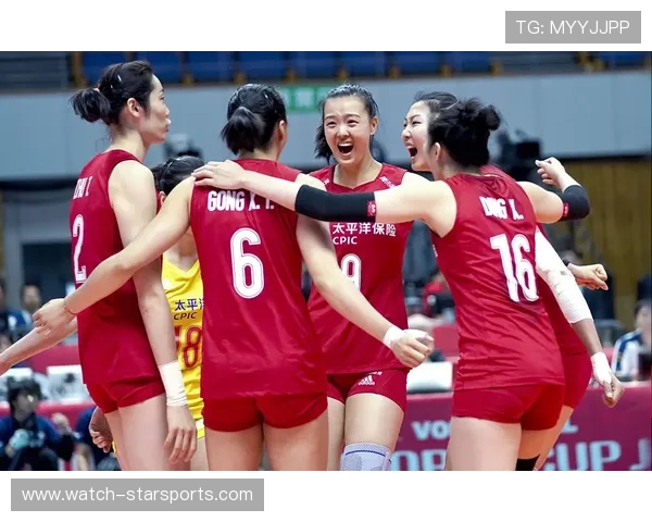 中国女排激战巴西队勇夺世界冠军 展现强大实力与团队默契