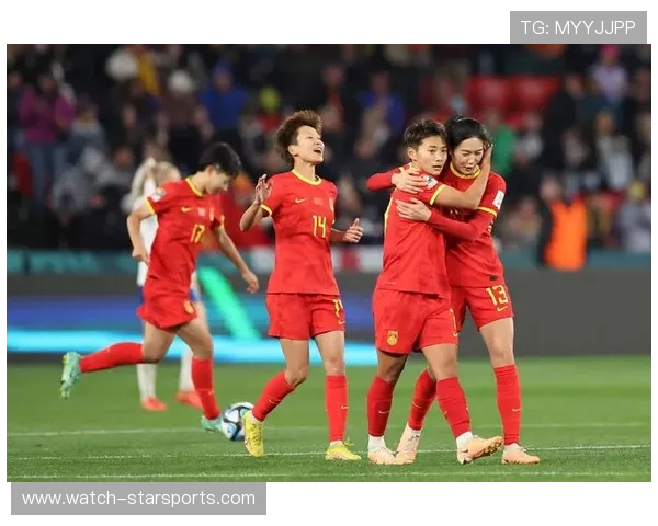 中国足球再迎突破世界杯资格赛关键战全力争胜展望未来潜力球员表现引关注